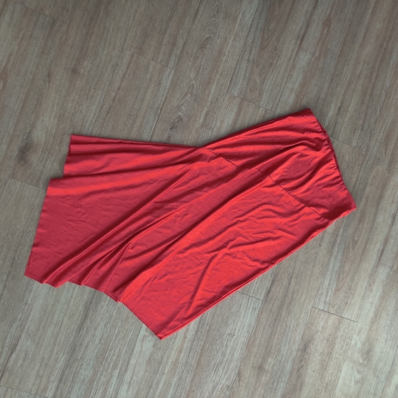 New ZARA Red Skirt - Picture 5 of 6
